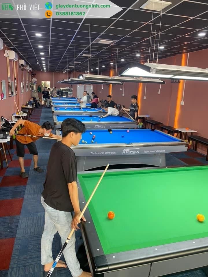 Giấy Dán Tường Màu Đỏ- Câu Lạc Bộ Billiards Nguyễn Kiệm- Gò Vấp